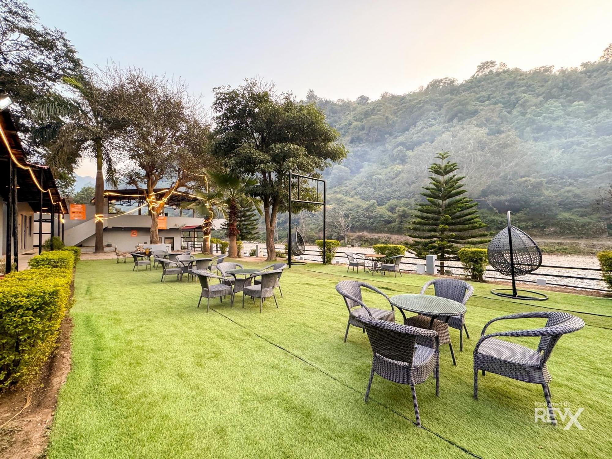Euphoric River Resort Rishīkesh Dış mekan fotoğraf